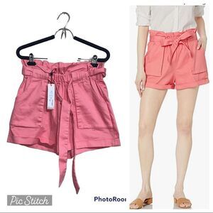 💜 NWT BCBGeneration pull on paperbag shorts 
Size XS